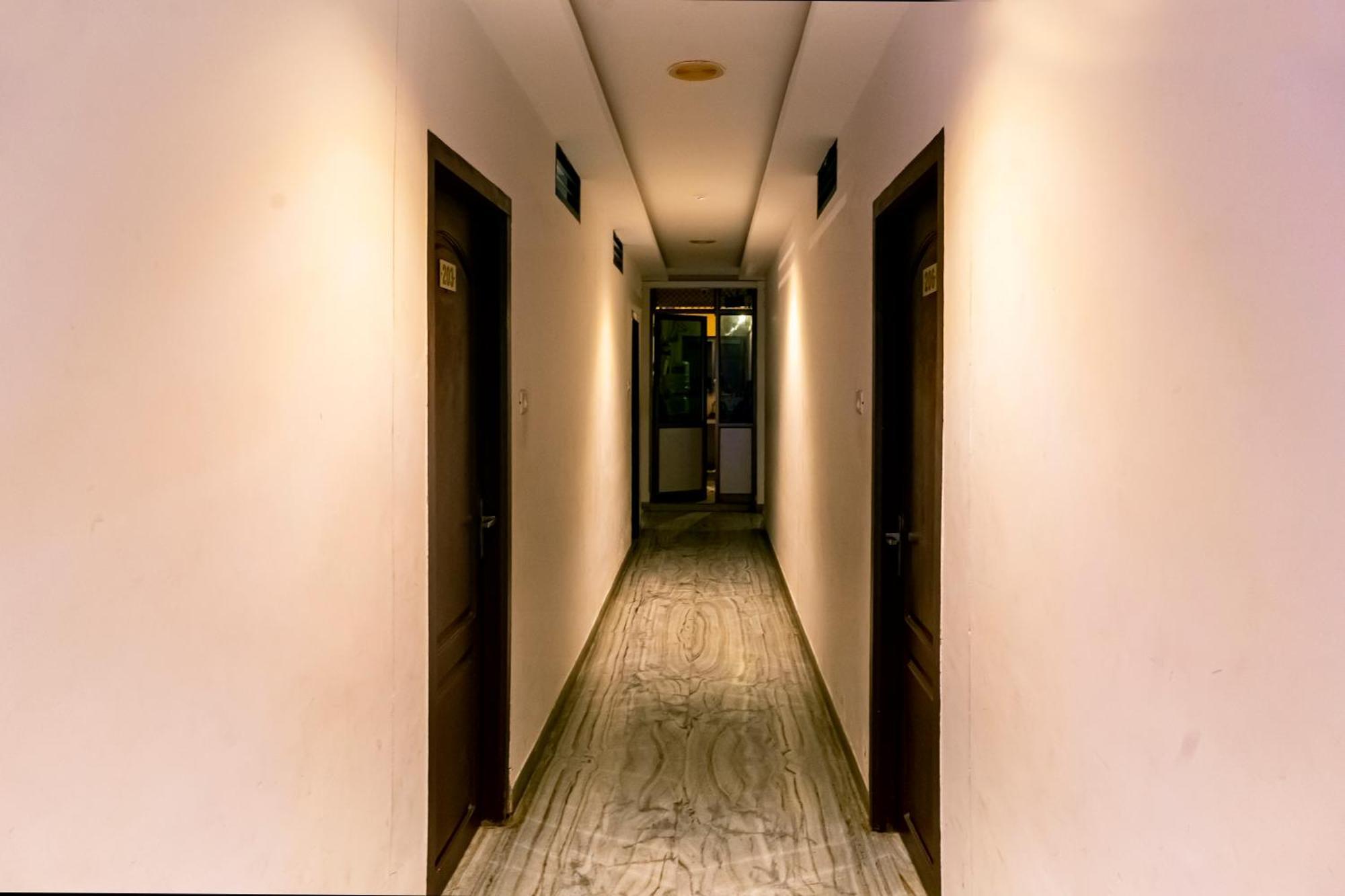 קניאקומרי Hotel Sebaa Palace מראה חיצוני תמונה